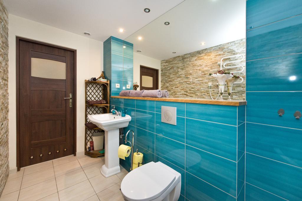 Gdanskie Apartamenty - Apartamenty Na Sw Ducha - Gdanskie Poddasza Z Jacuzzi I De Luxe Quarto foto